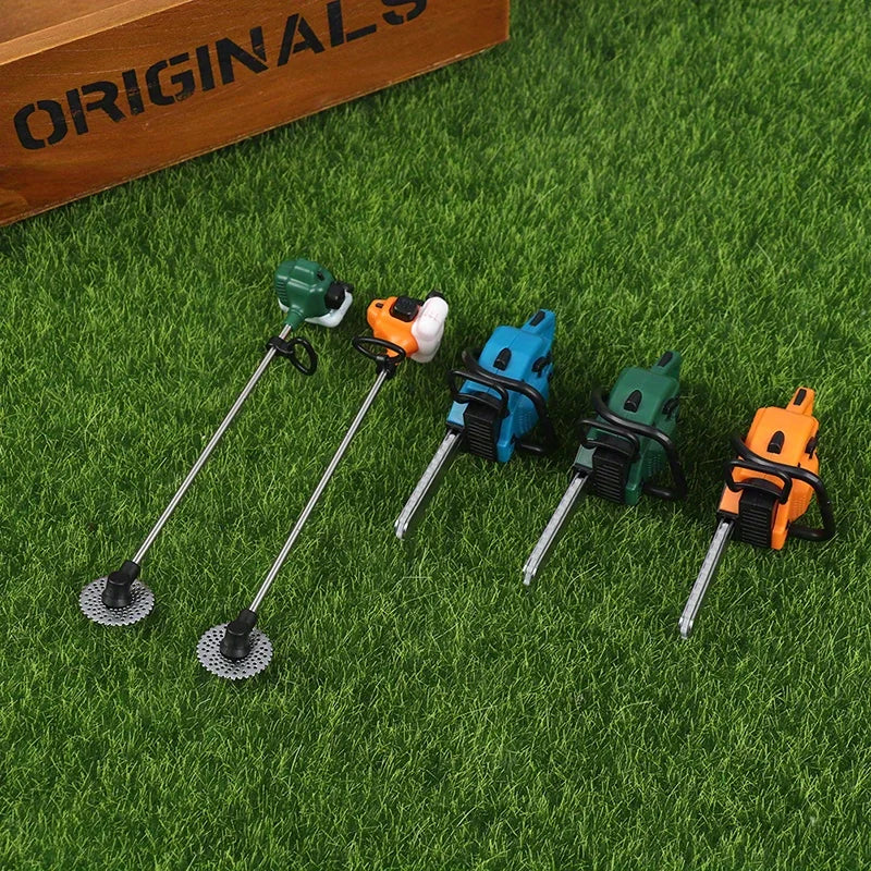 Miniature Chainsaw Model for Dollhouse 1:12 Scale Repair Tool Accessories