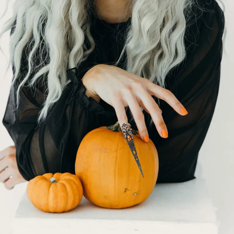 Long Artificial Nail Tips with Metal Claws for Halloween & Cosplay - 10PCS