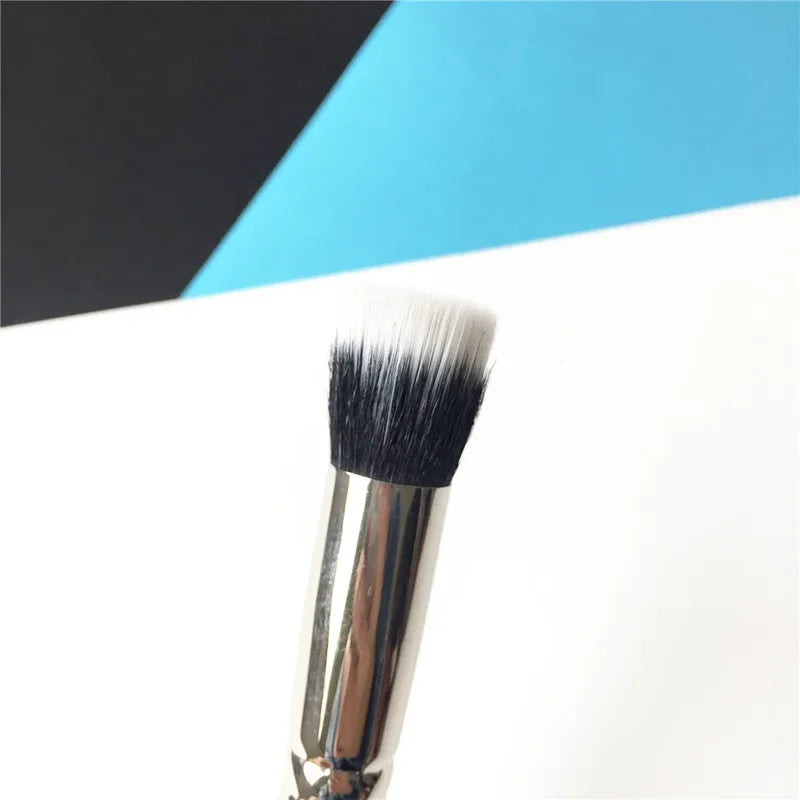 Short Duo Fibre Foundation Brush for Cream and Powder Makeup