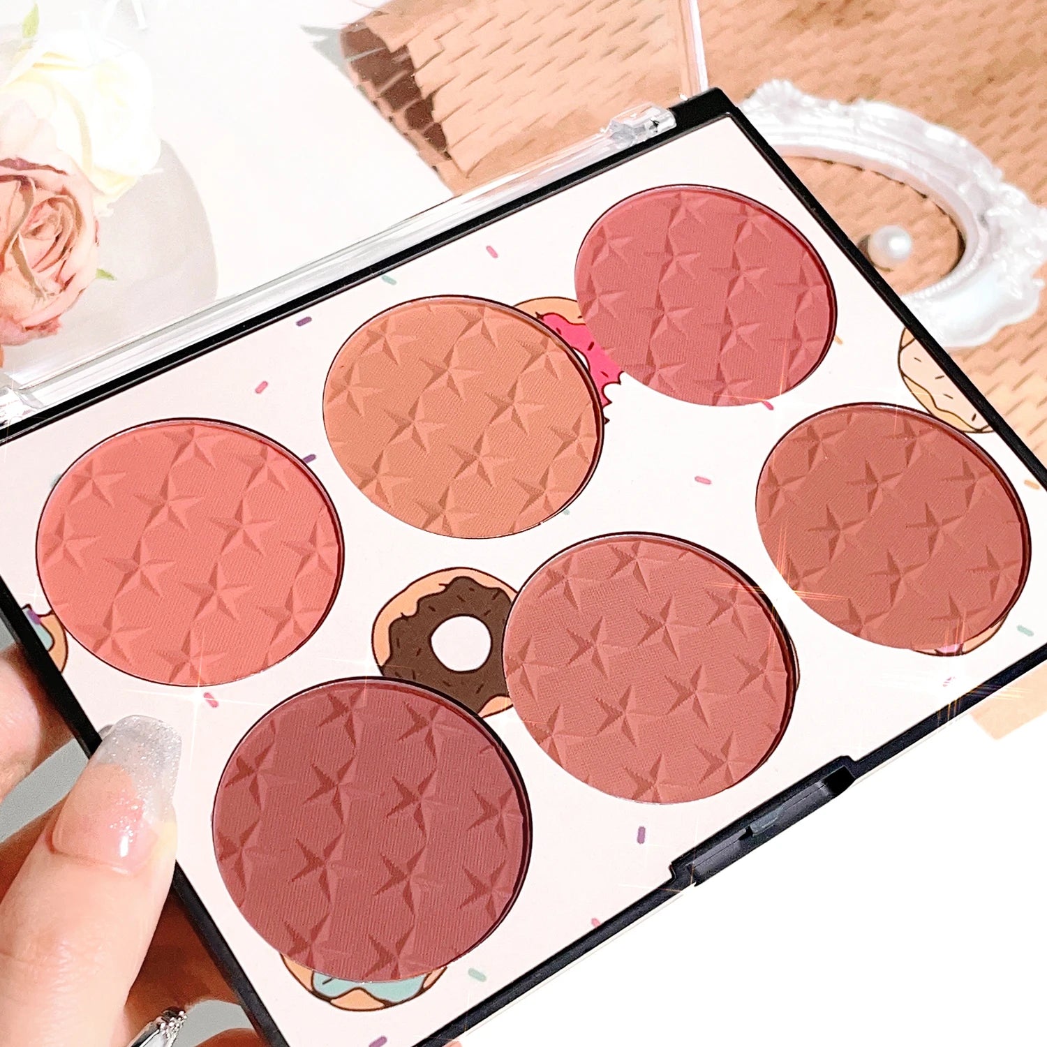 Six-Color Blush Palette for Natural Makeup - Waterproof & Matte Finish