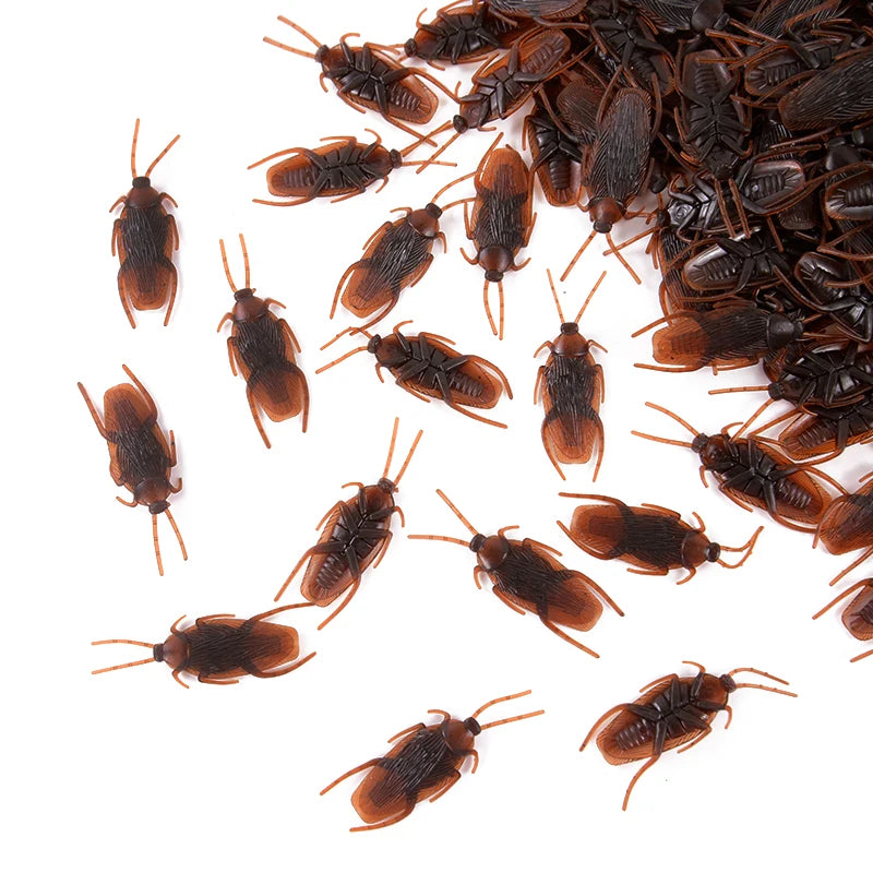 Halloween Plastic Cockroach Set - 50 or 100 Fake Bugs for Pranks & Decorations