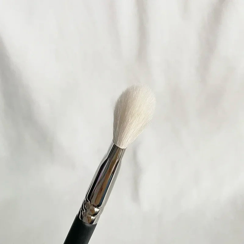 Cheek Brush - Soft Fluffy Goat Hair Makeup Blush & Highlighter Brush