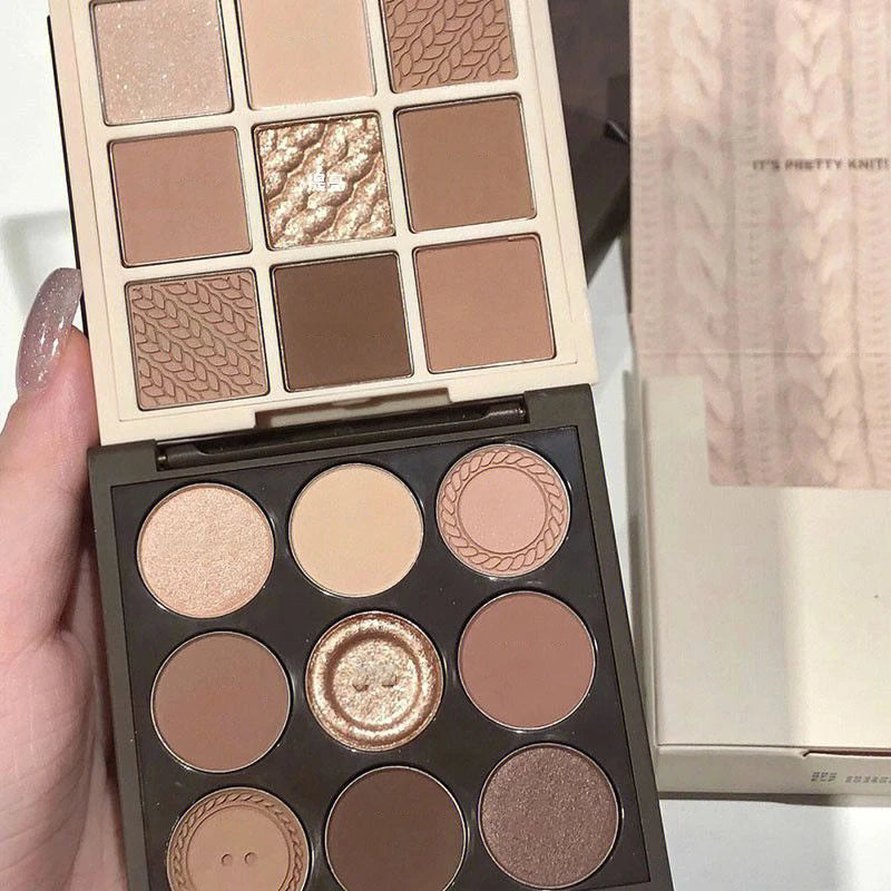 9 Color Eyeshadow Palette - Long-Lasting Shimmer and Matte Earth Tones