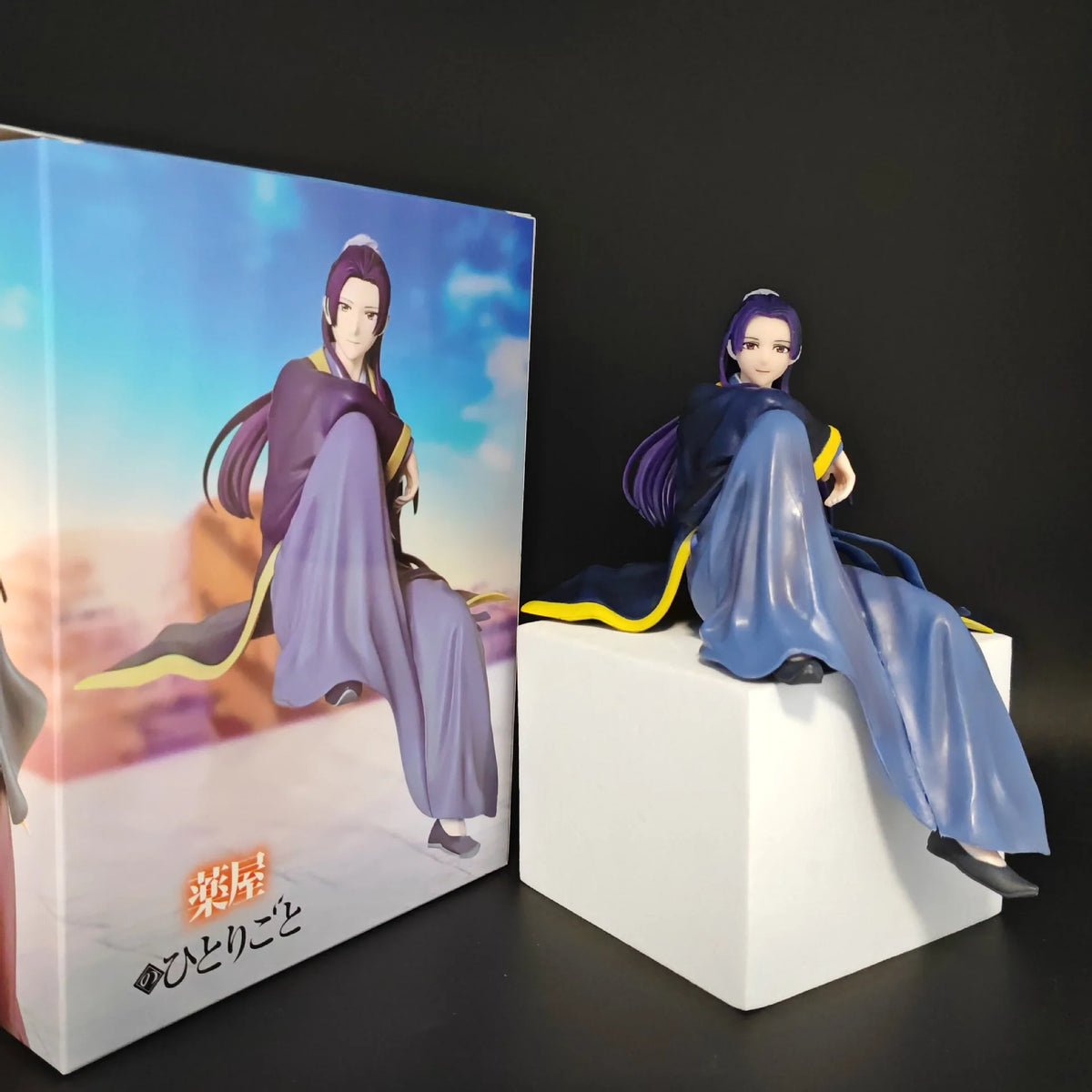 Anime PVC Figure Sitting Pose Collectible Toy for Fans - 15.5cm