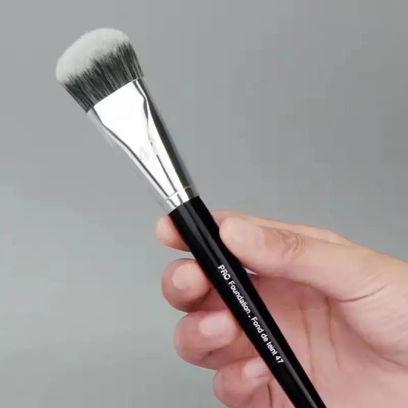 Professional Makeup Foundation Brush Set - Synthetic Bristles, Multiple Handles