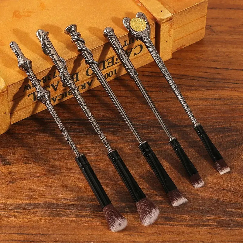 5PCS Makeup Brush Wand Set with Soft Synthetic Bristles & Metal Handles – Portable for Eyeshadow, Powder & Face Makeup