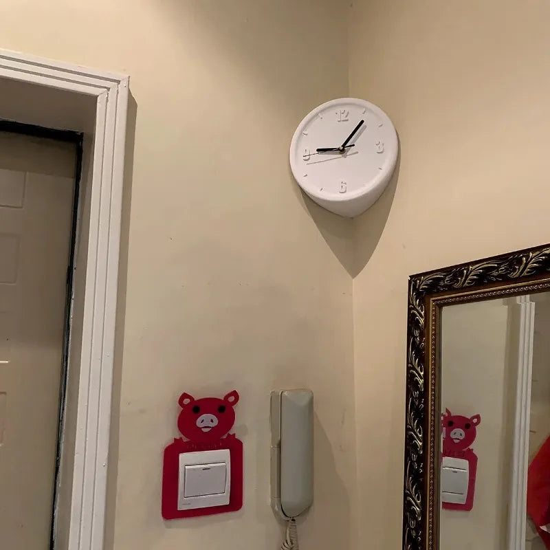 Silent Wall Clock for Living Room & Bedroom — Modern Corner Art Decor