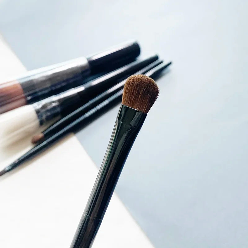 Travel Makeup Brush Set 5pcs - Full Coverage Face & Eye Brushes with Case