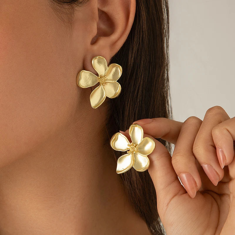 Gold Matte Texture Metal Flower Earrings for Women Girls Party Jewelry Gift