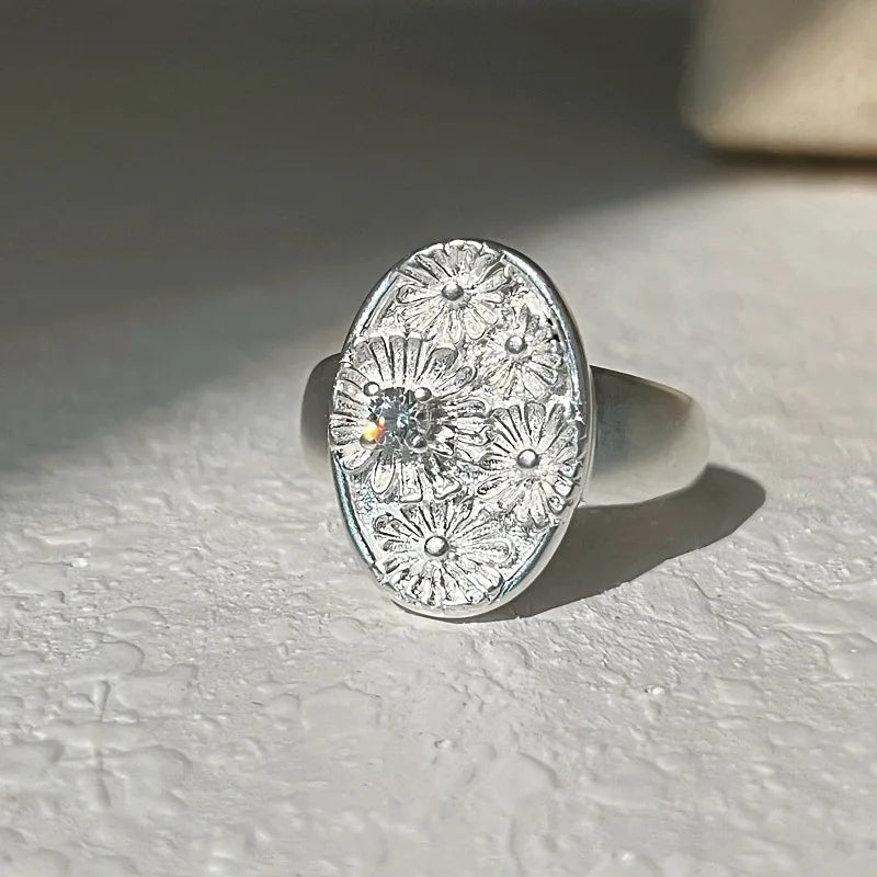 Vintage Daisy Flower Open Ring for Women Zircon Jewelry Gift Party Accessory