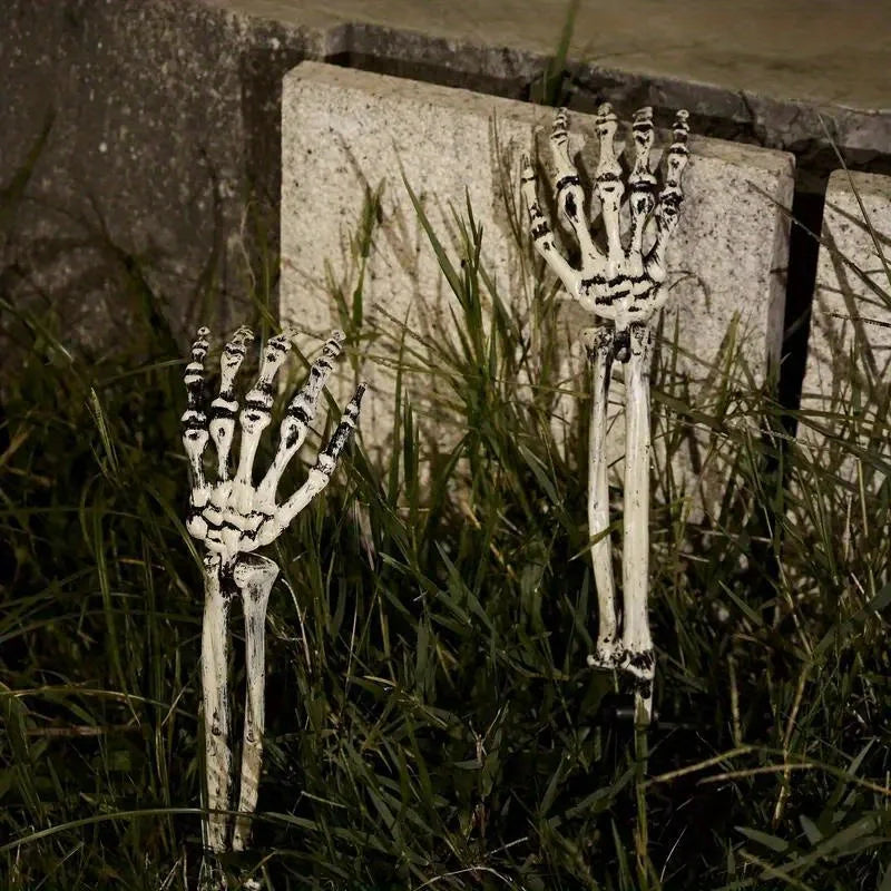 Skeleton Bone Garden Stakes with Skull & Hand for Halloween Yard Decor, 1/6pcs Set