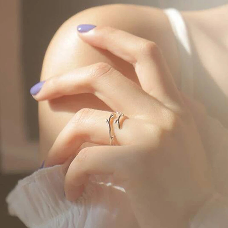 Fashion Leaf Olive Design Silver Finger Ring for Women - Resizable Statement Jewelry