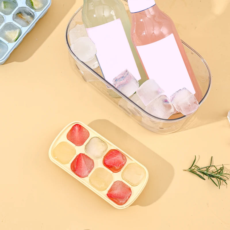 Mini Silicone Ice Cube Tray with Lid - Reusable 8-Grid Mold for Whisky & Drinks