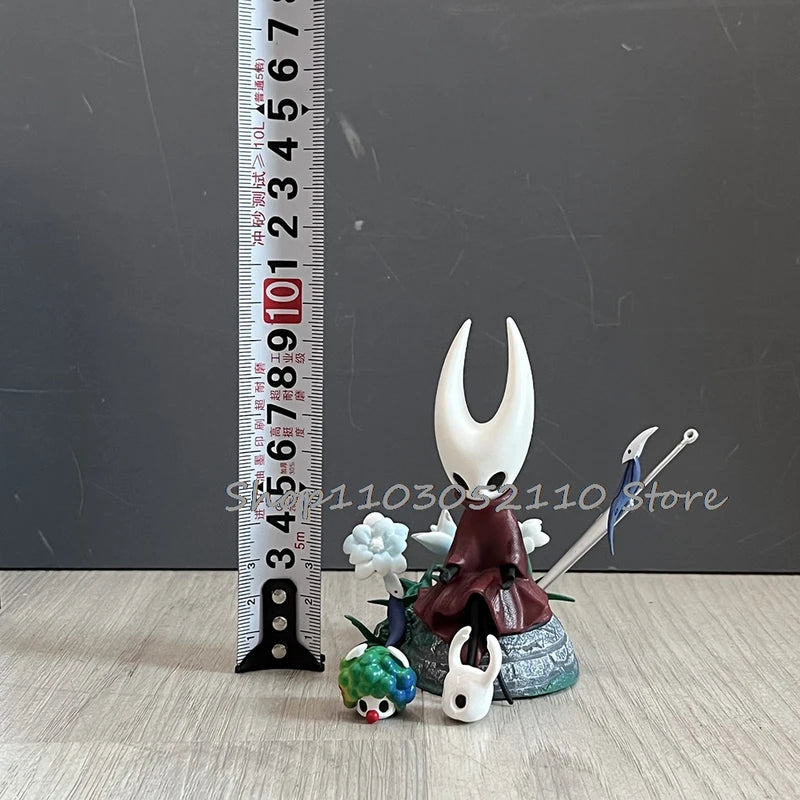 Anime Hollow Knight Action Figure Shadow Knight Collectible Model Doll