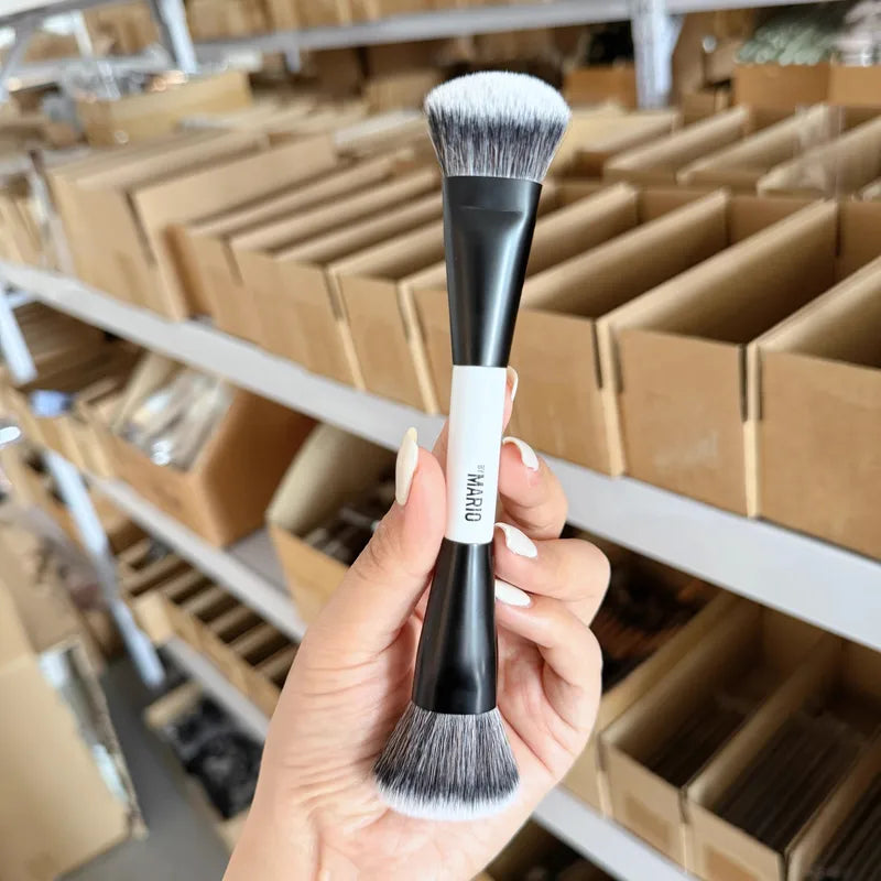 2-in-1 Highlight and Blush Makeup Brush - Soft Fiber Face Tool