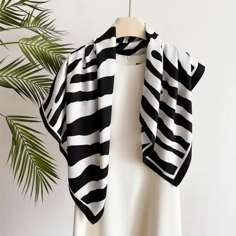 Breathable 90cm Square Patterned Scarf with Stripes - Lightweight Sun Protection Accessory