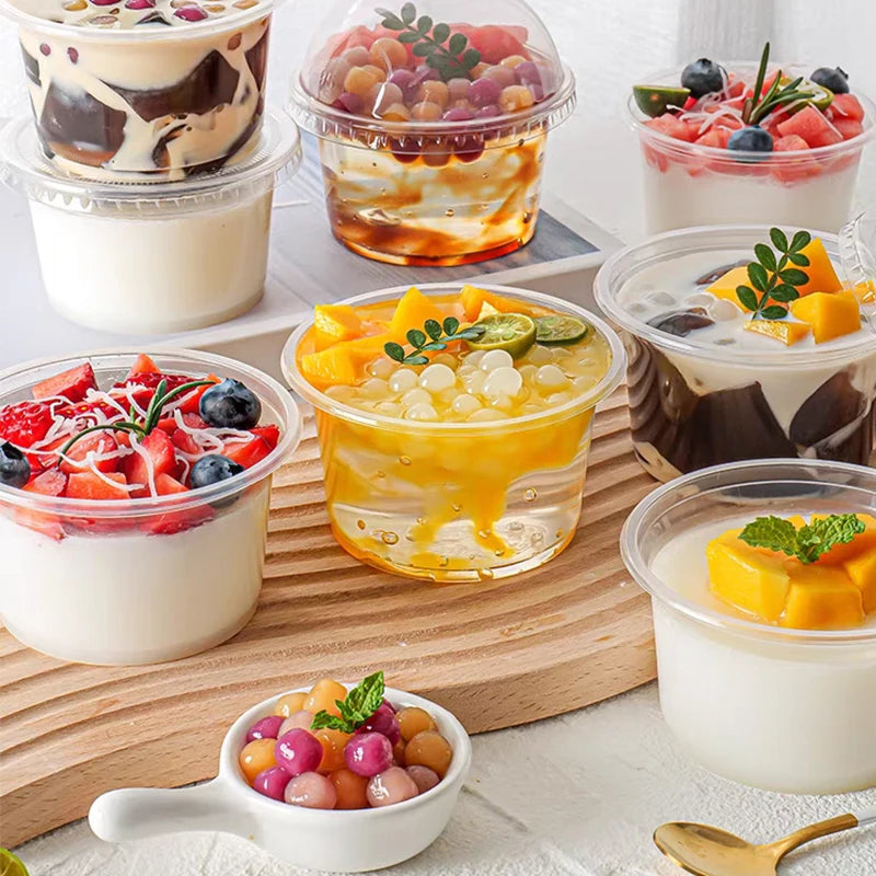 Disposable Clear Plastic Cups with Flat Dome Lids for Milk Tea, Fruit Juice, Coffee, Ice Cream, and Cakes – 50 Pack
