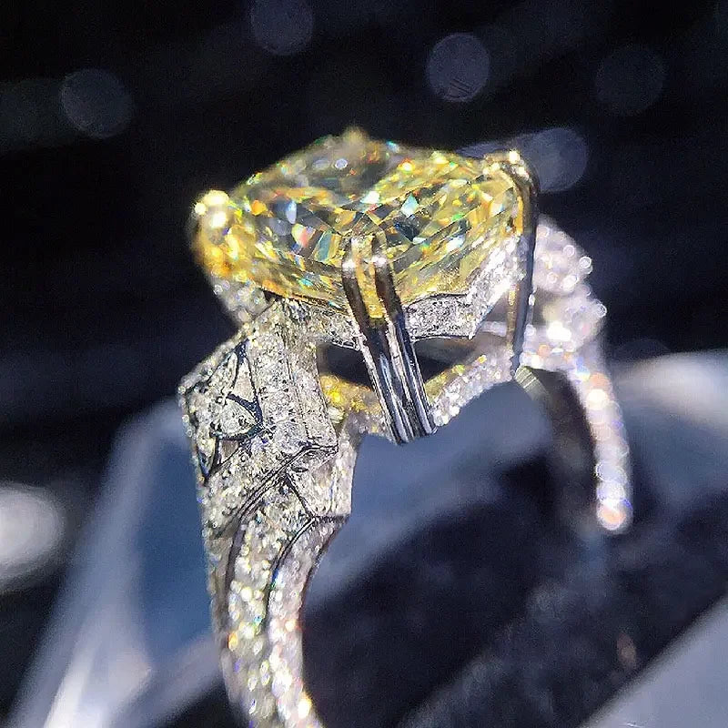 Elegant Women's Square Crystal Zirconia Ring - Wedding, Party & Fashion Jewelry