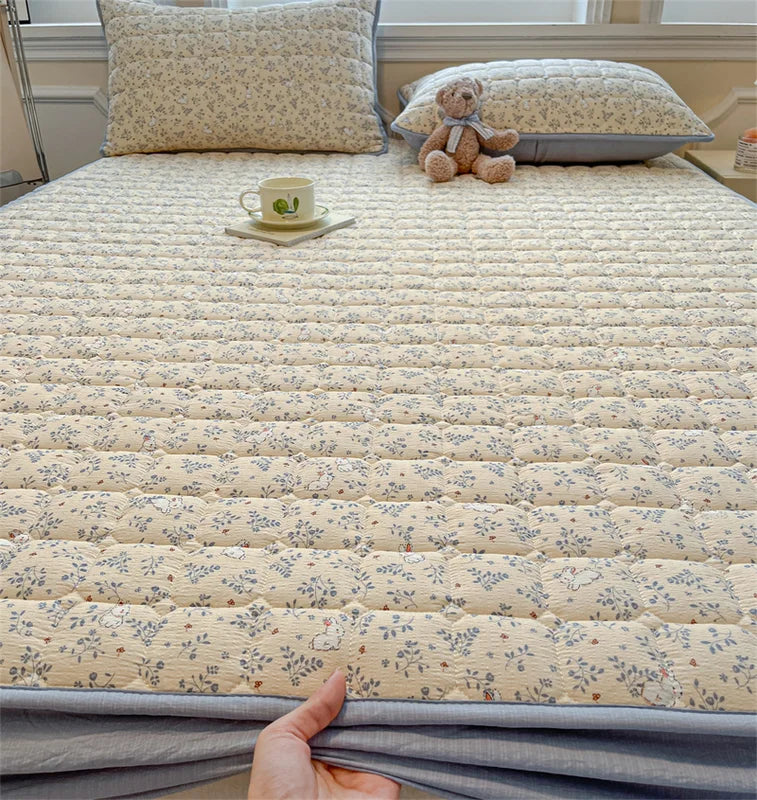 Waterproof Mattress Cover with Anti-Mite & Antibacterial Fitted Sheet - All Sizes & Colors