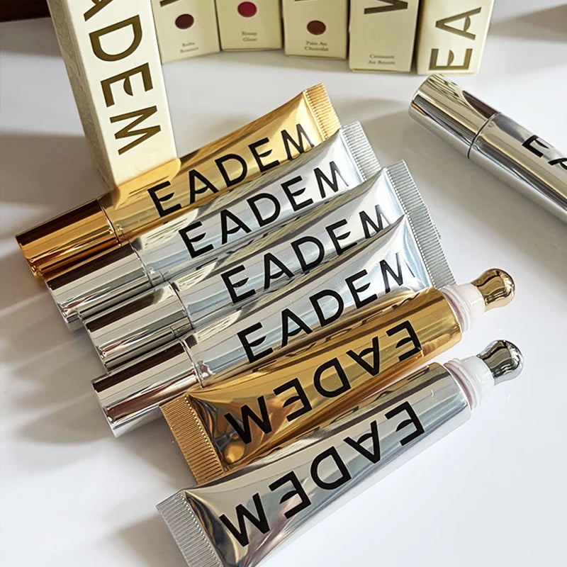 Moisturizing Lip Balm Set - Nourishing Lipcare with Color Variants