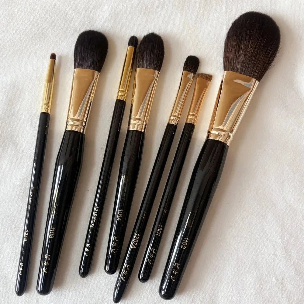 7-Piece Makeup Brush Set - Luxury Soft Synthetic & Natural Bristles for Face & Eyes