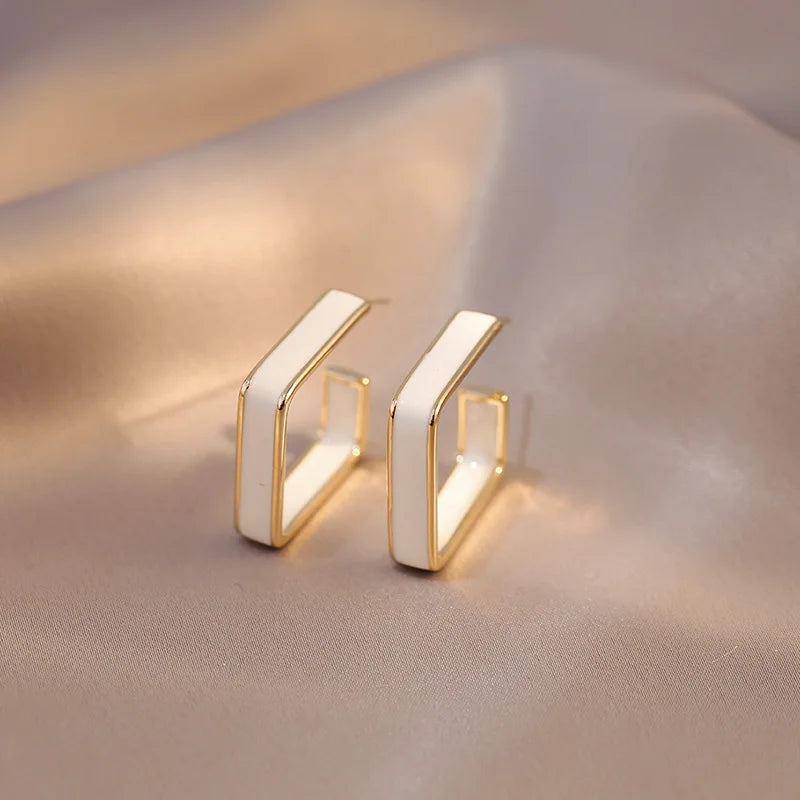 Black White Enamel C Shape Drop Earrings for Women Statement Geometric Jewelry