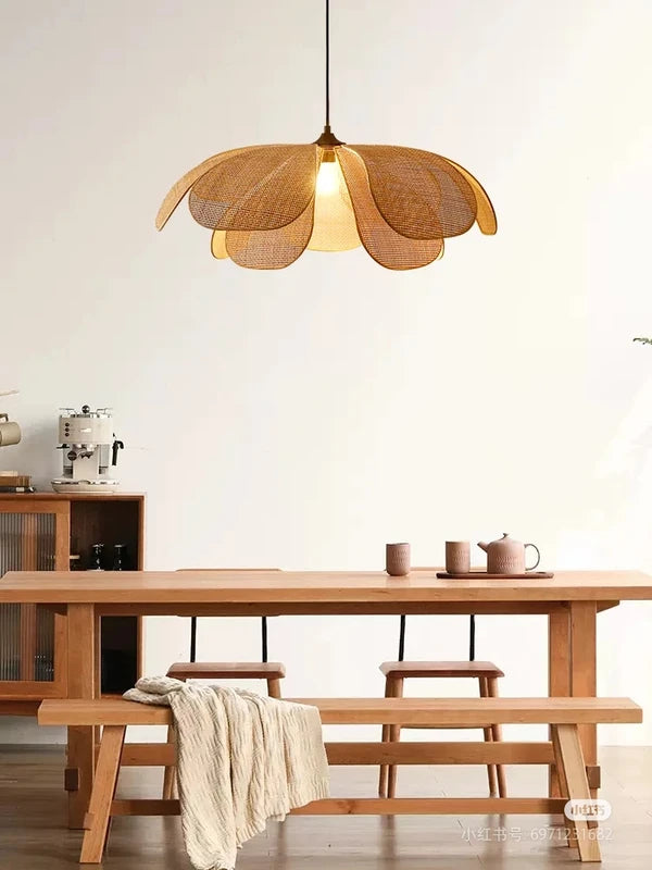 Rattan Flower Pendant Light - Woven Ceiling Lamp for Living & Dining Rooms