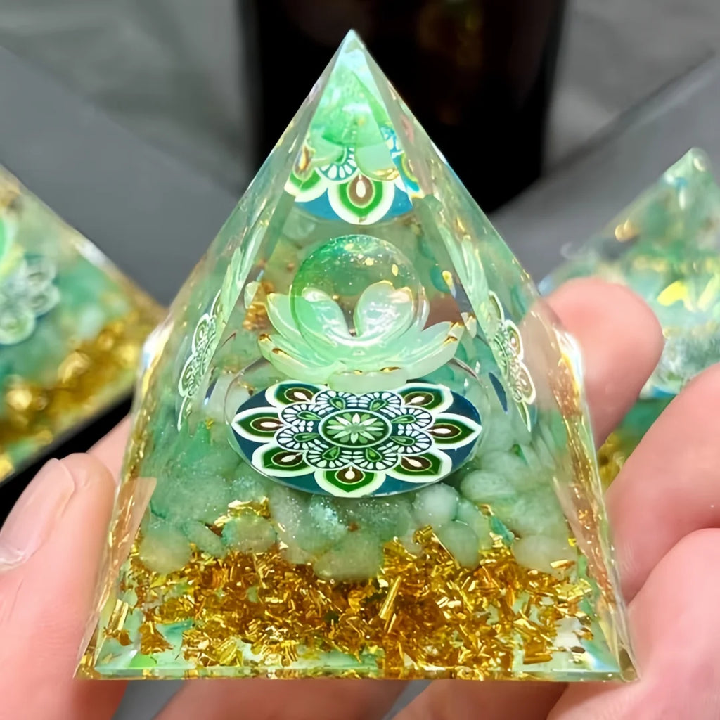 Green Aventurine Pyramid for Good Luck Desktop Decor Gift