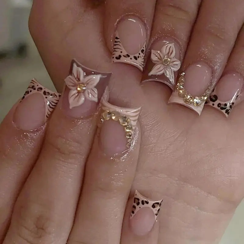 24Pcs Leopard Print French Fake Nails Set with Diamond Design - Short Square Press-On Nails