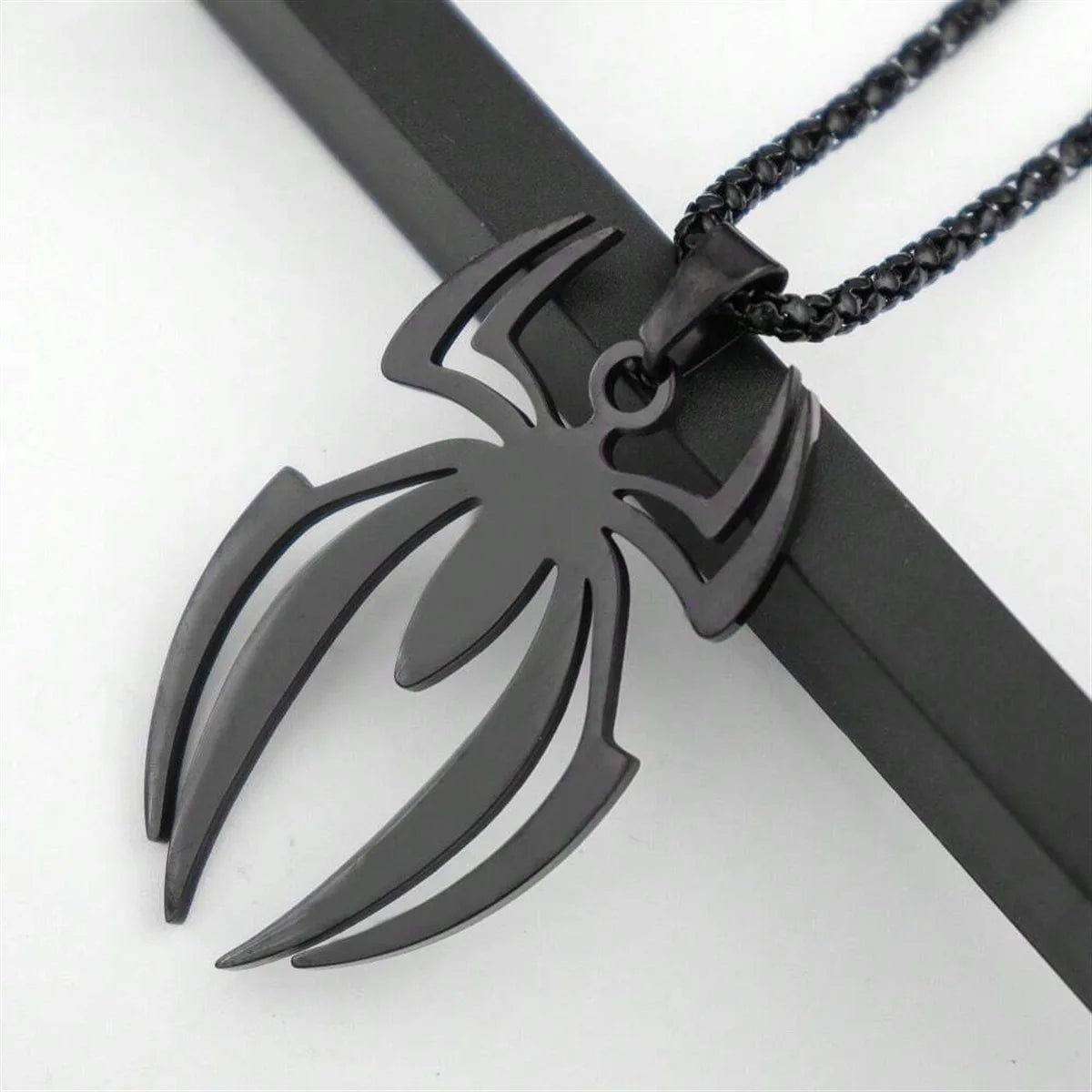 Spider Shape Cosplay Necklace Men Stainless Steel Pendant Chain Choker Jewelry Accessories