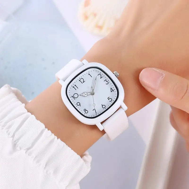 Women's Quartz Wrist Watch with Silicone Strap - Casual Elegant Gift
