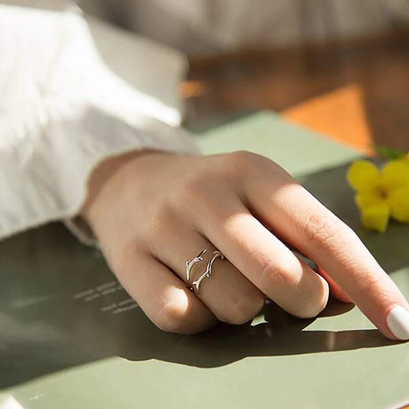 Fashion Leaf Olive Design Silver Finger Ring for Women - Resizable Statement Jewelry
