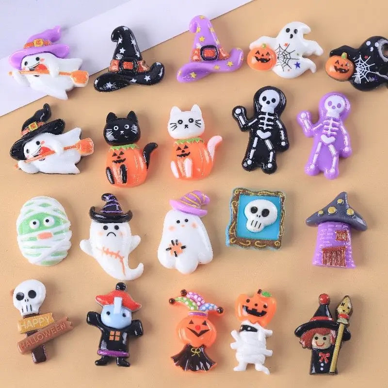 10 Pcs Cute Halloween Ghosts Skeletons Pumpkins Resin Jewelry Hairpin Craft Decorations