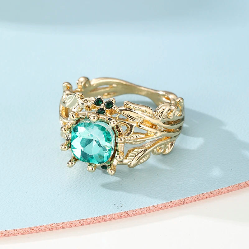 Vintage Alloy Green Zircon Ring - Creative Totem Jewelry for Men & Women