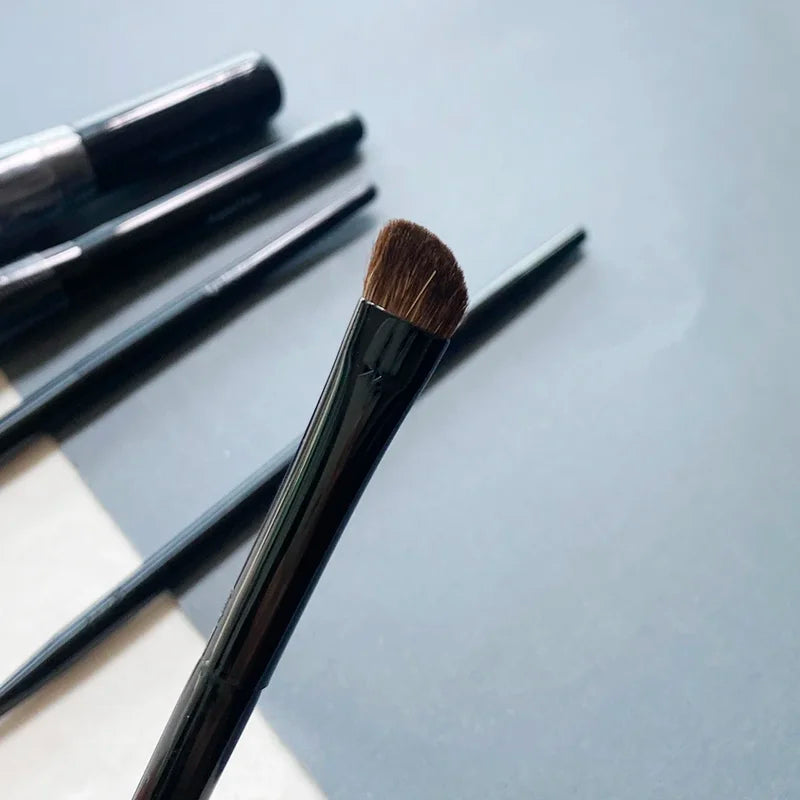 Travel Makeup Brush Set 5pcs - Full Coverage Face & Eye Brushes with Case