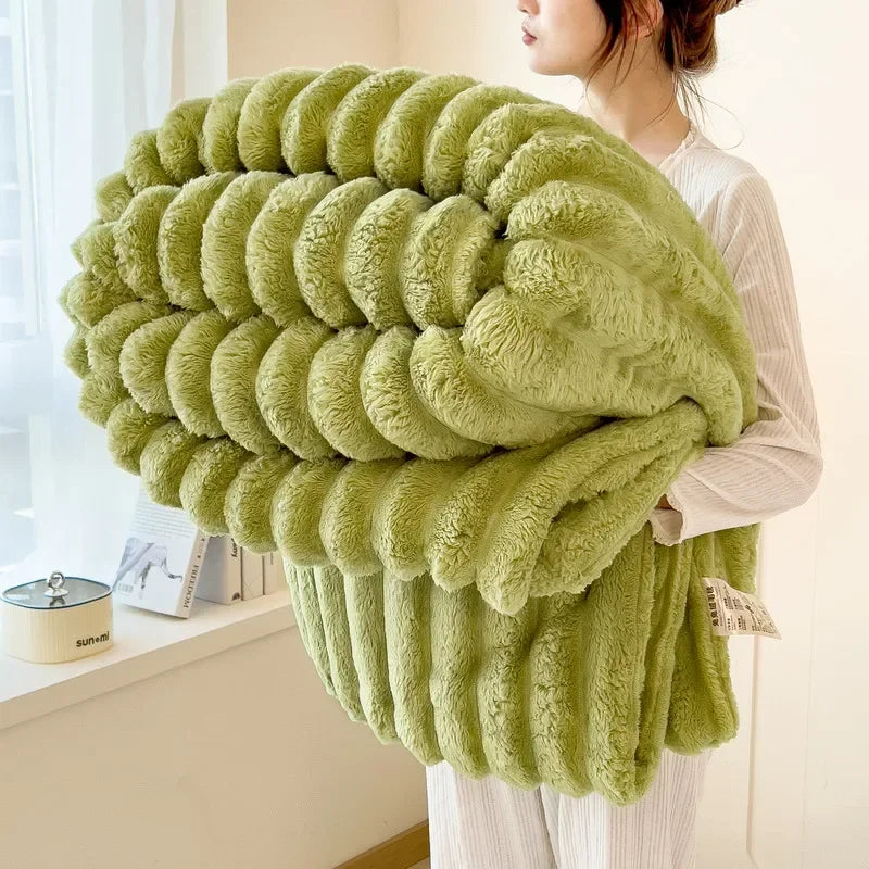 Luxury Solid Color Rabbit Velvet Blanket - Thick Warm Flannel for Bedroom & Living Room