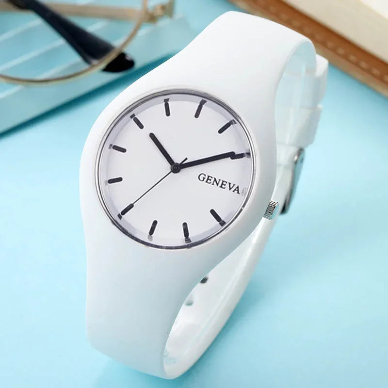 Women Quartz Watch Casual Sports Silicone Wristwatch Multiple Colors