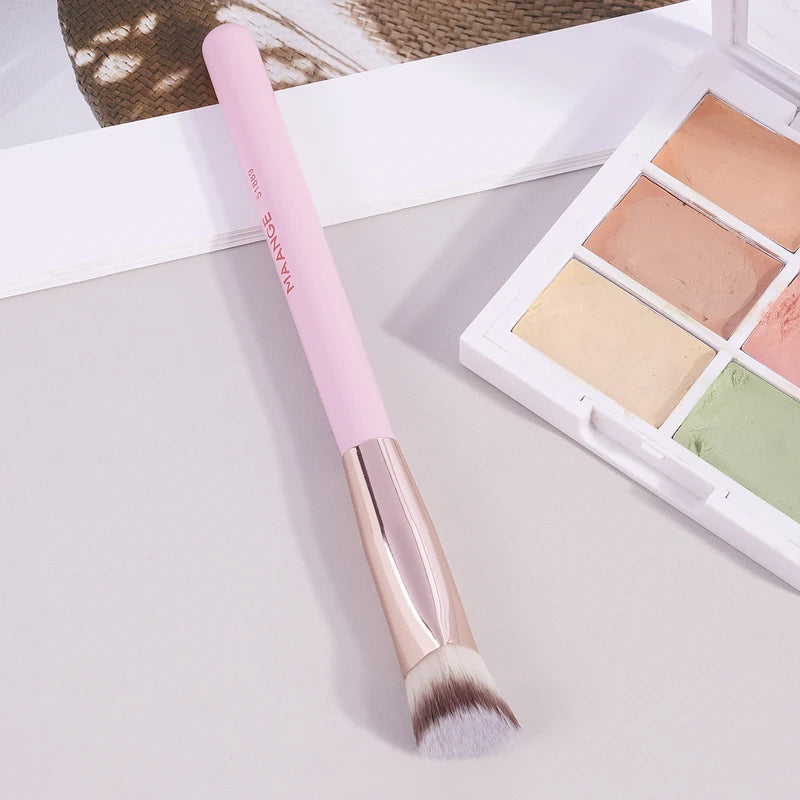 Under Eye Concealer Makeup Brush Triangle Foundation Tool for Liquid & Cream Blending