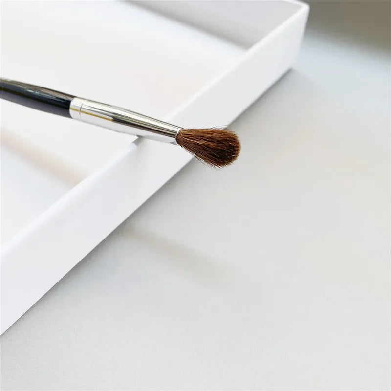 Precision Crease Eyeshadow Brush - Small Long Hair Makeup Blending Tool