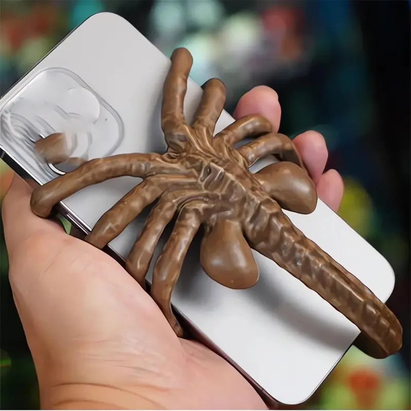 Horror Facehugger Phone Holder - Sci-Fi Movie Atmosphere Car Mount