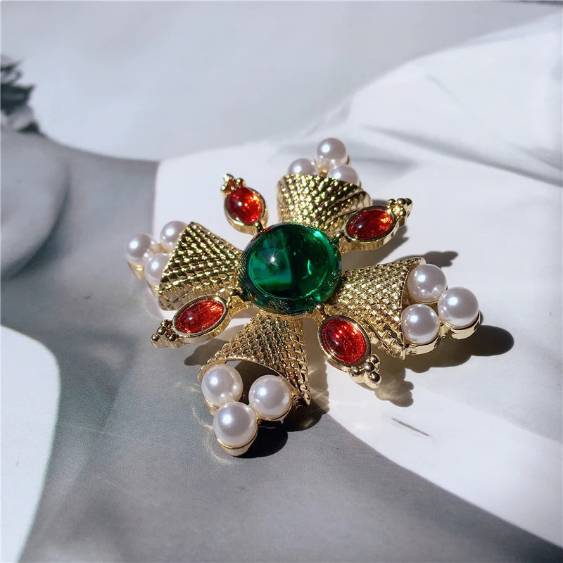 Retro Baroque Gemstone Brooch for Women - Luxury Palace Dress Accessory