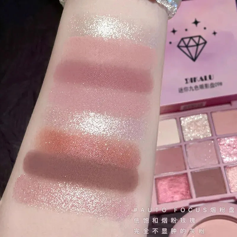 Eyeshadow Palette with Metallic Finish - 8+ Colors for Glam Makeup, Spring & Summer Collection