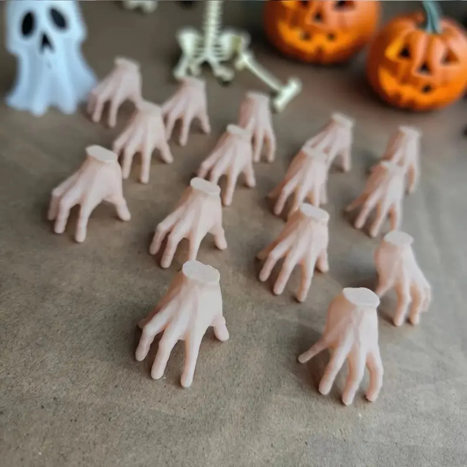 Halloween Horror Plastic Hand Decorations - Spooky Haunted House Props Set