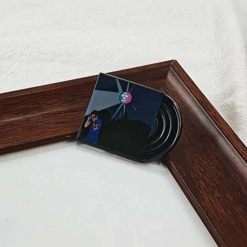 Harry Styles Kiss All The Time Brooch Vinyl Record Metal Badge Gift for Fans