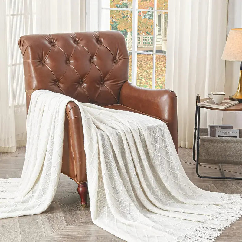 Knitted Throw Blanket Cozy Soft Warm Wool-Feel with Tassels for Couch & Home
