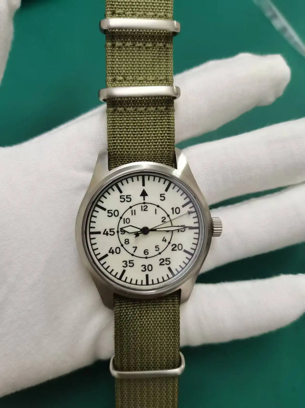 Men's Vintage Pilot Quartz Watch 40mm Stainless Steel Waterproof Sapphire Crystal