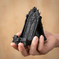 Gothic Skull Phone Stand - 3D Printed Dark Decor for Desktop & Halloween