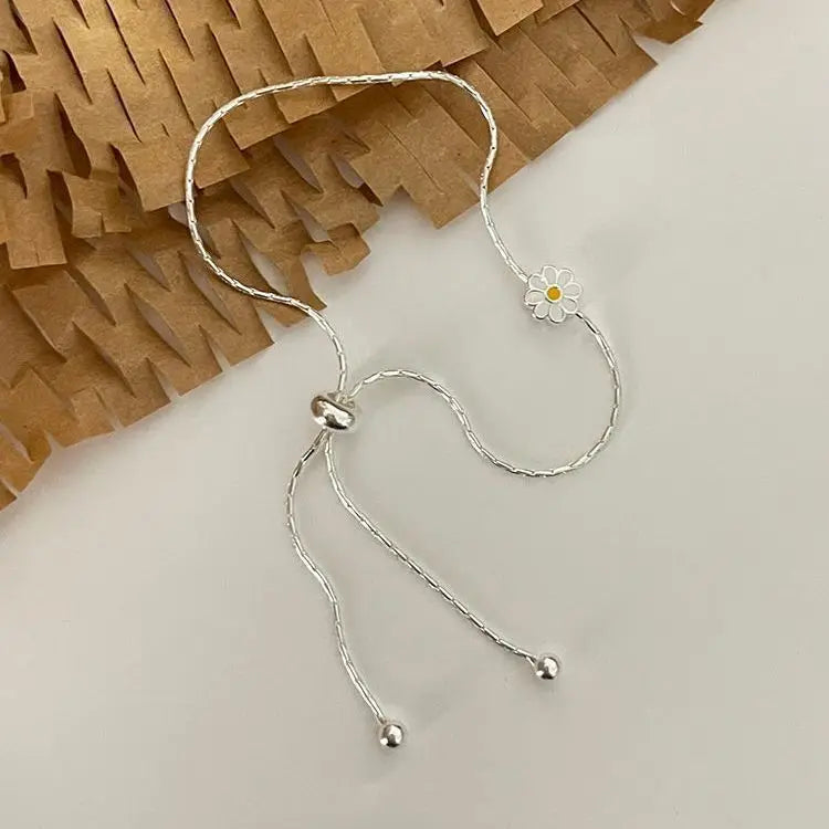 Sterling Silver Daisy Bead Bracelet for Women – Small Floral Jewelry Gift