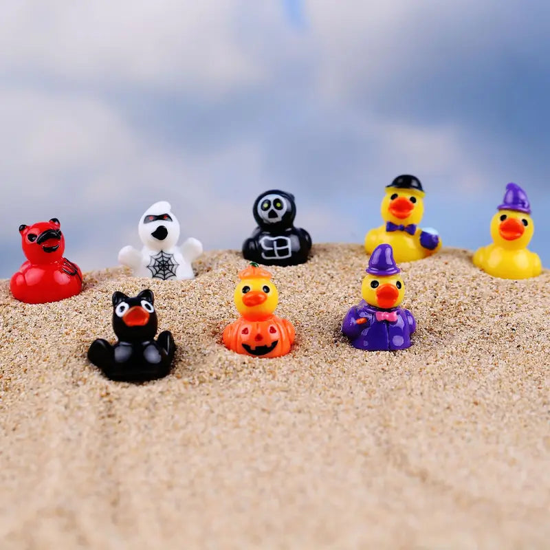 30 Pcs Mini Resin Halloween Duck and Ghost Figurines for Garden & Home Decor