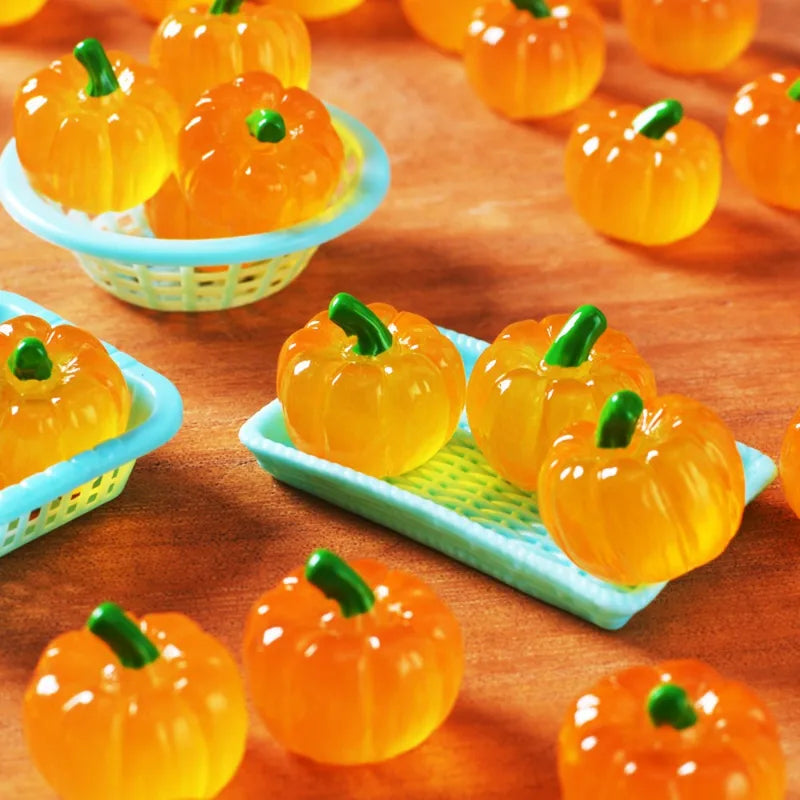 Mini Resin Pumpkin Ornaments for Halloween Fairy Gardens & Micro Landscapes - 10-100Pcs